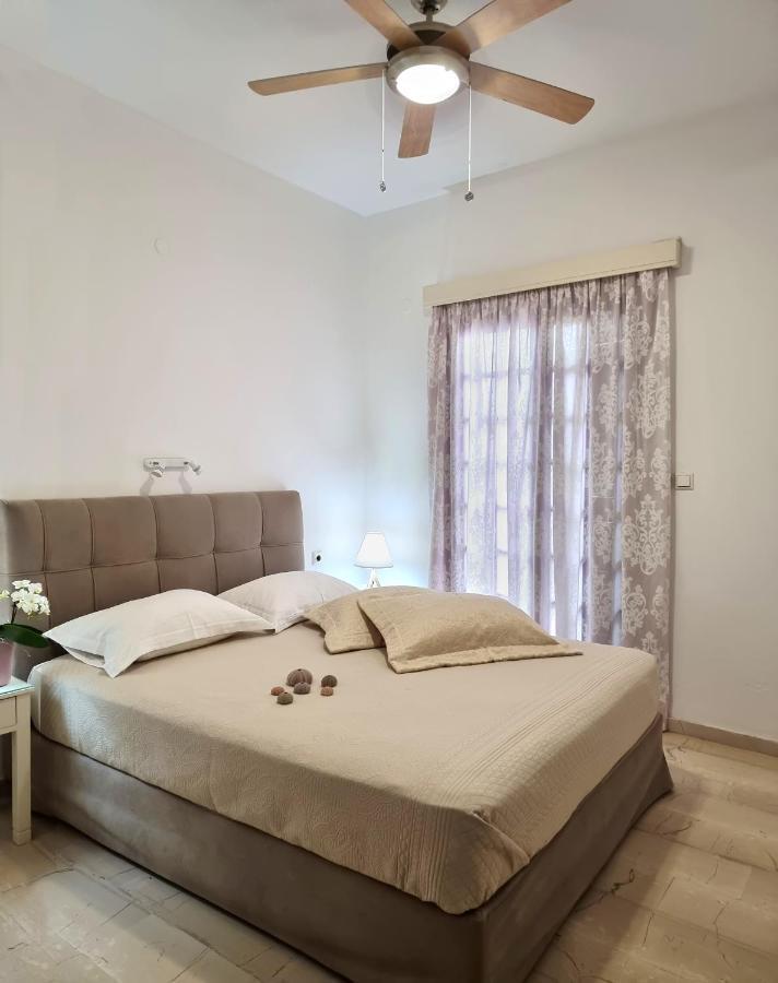 Ocean Village Apartments Agia Pelagia Exterior foto